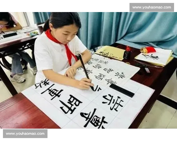 笔韵墨香共飞扬,校园书法比赛展示才情与文化魅力 笔韵墨香共飞扬,校园书法比赛展示才情与文化魅力