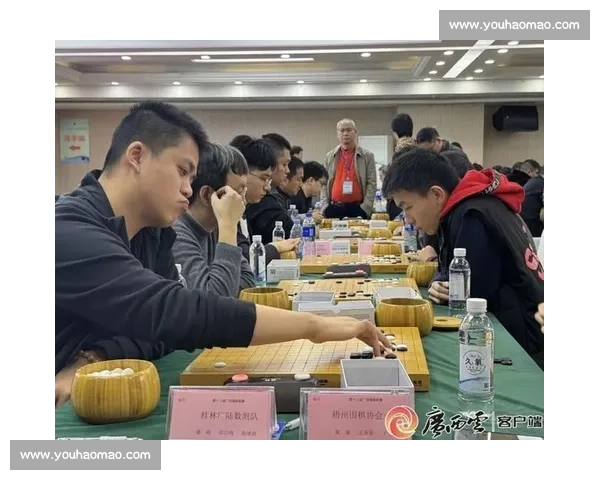 围棋顶级对决精彩上演 国内外高手争锋争夺冠军桂冠 围棋顶级对决精彩上演 国内外高手争锋争夺冠军桂冠
